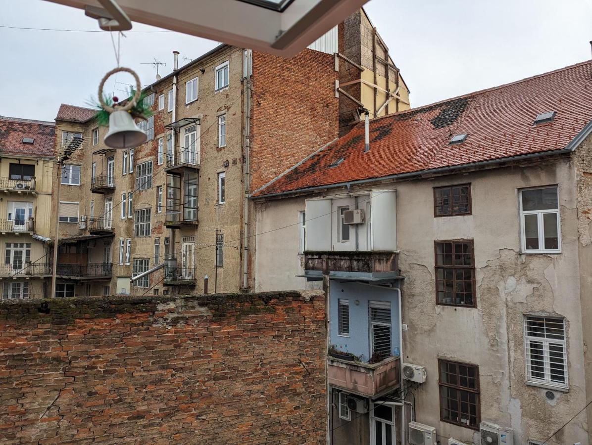 Miniscule Urban Tent Záhřeb Exteriér fotografie